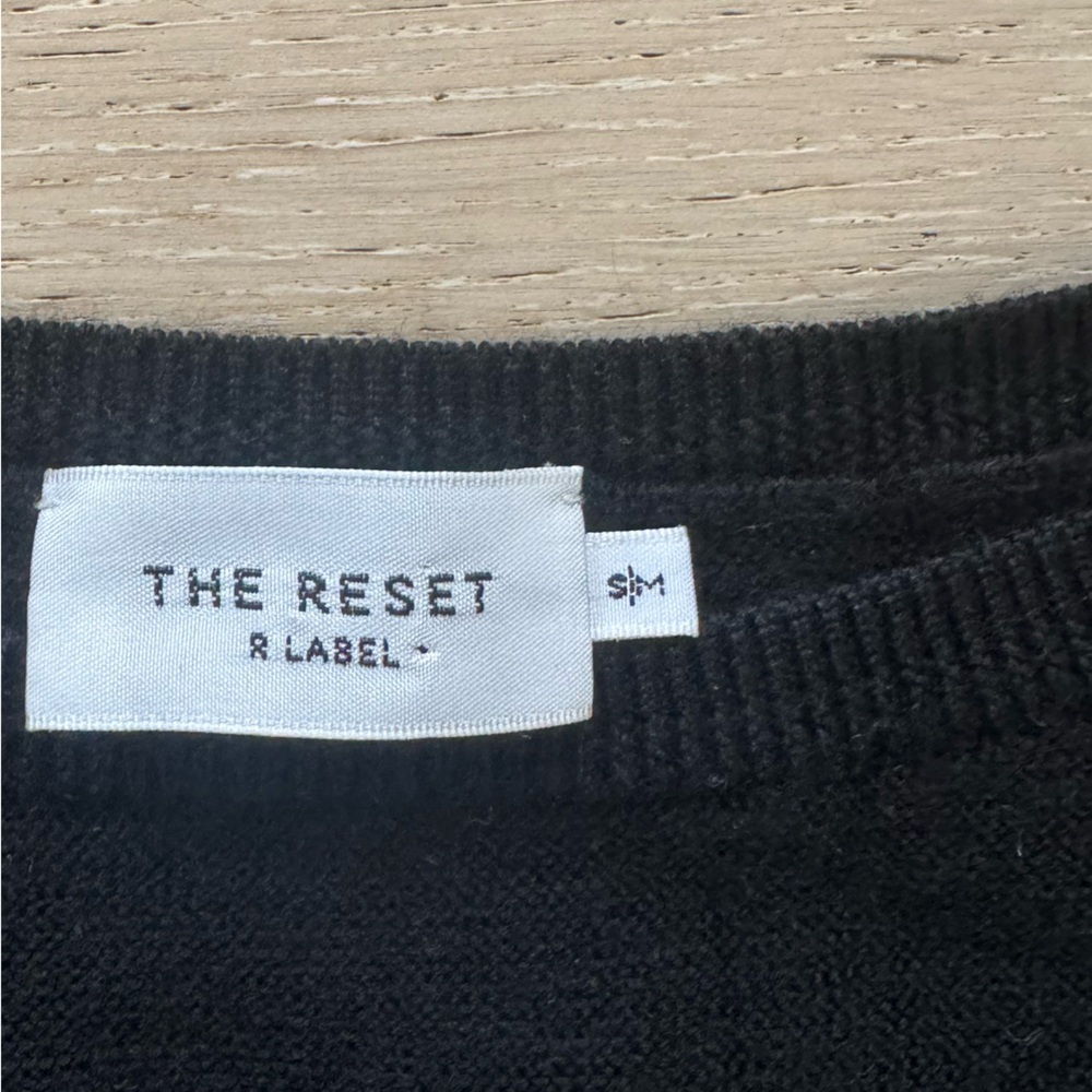 The Reset R Label Essential Pullover Wool Sweater Size Small/Med - Picture 3 of 5